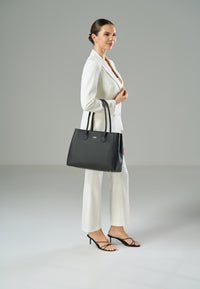 Josephine  (Black)