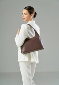 Amelie  (Brown)