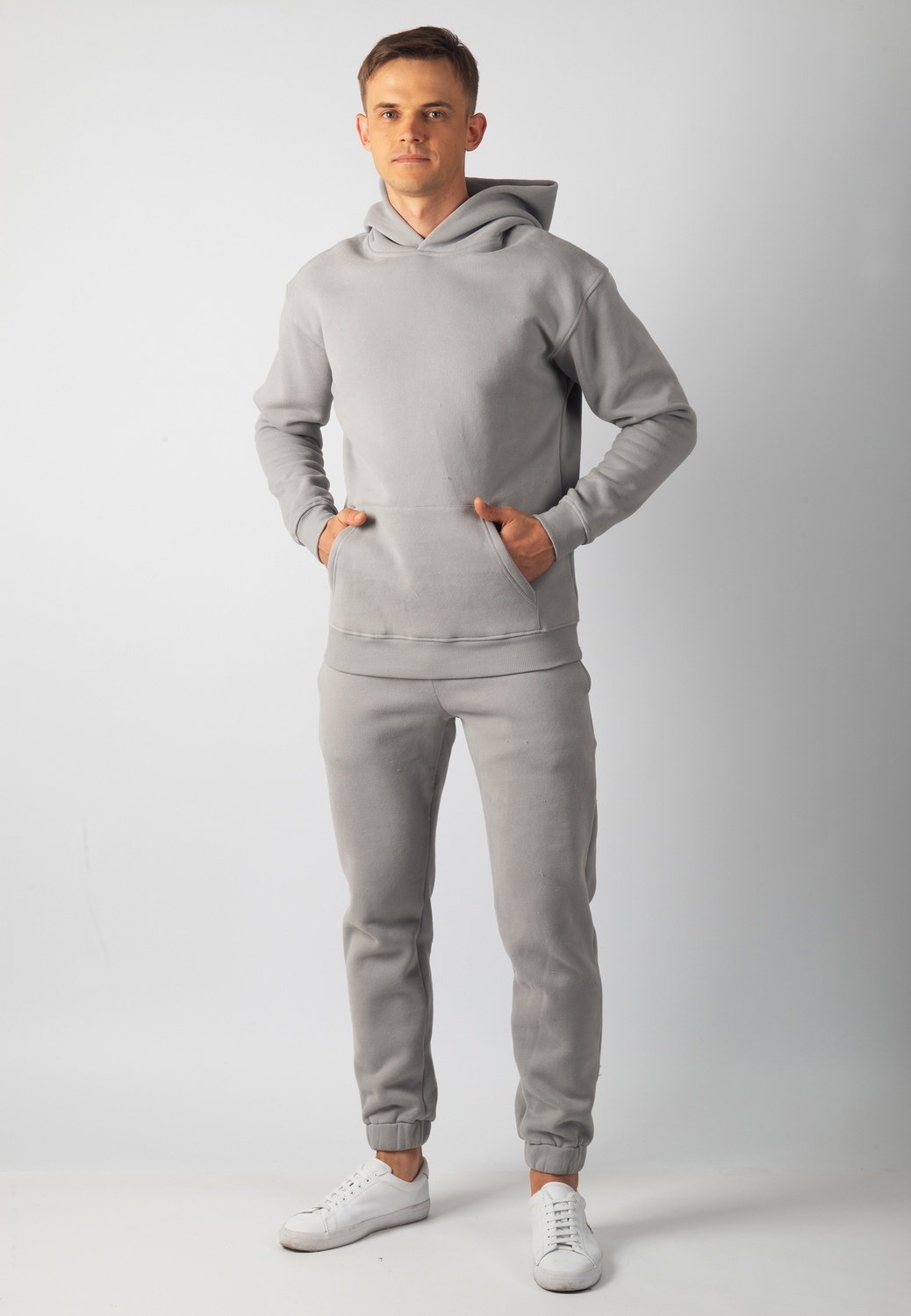 Hudson Sweatpants (Stone Grey)