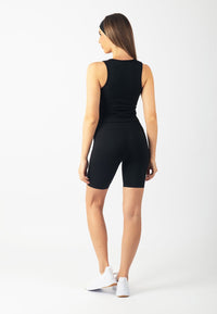 Serenita Shorts 8" (Black)