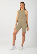 Serenita Shorts 8" (Tan)