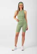 Serenita Shorts 8" (Pistachio)