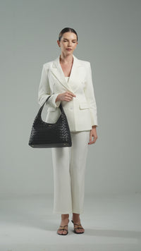Valeria  (Black)